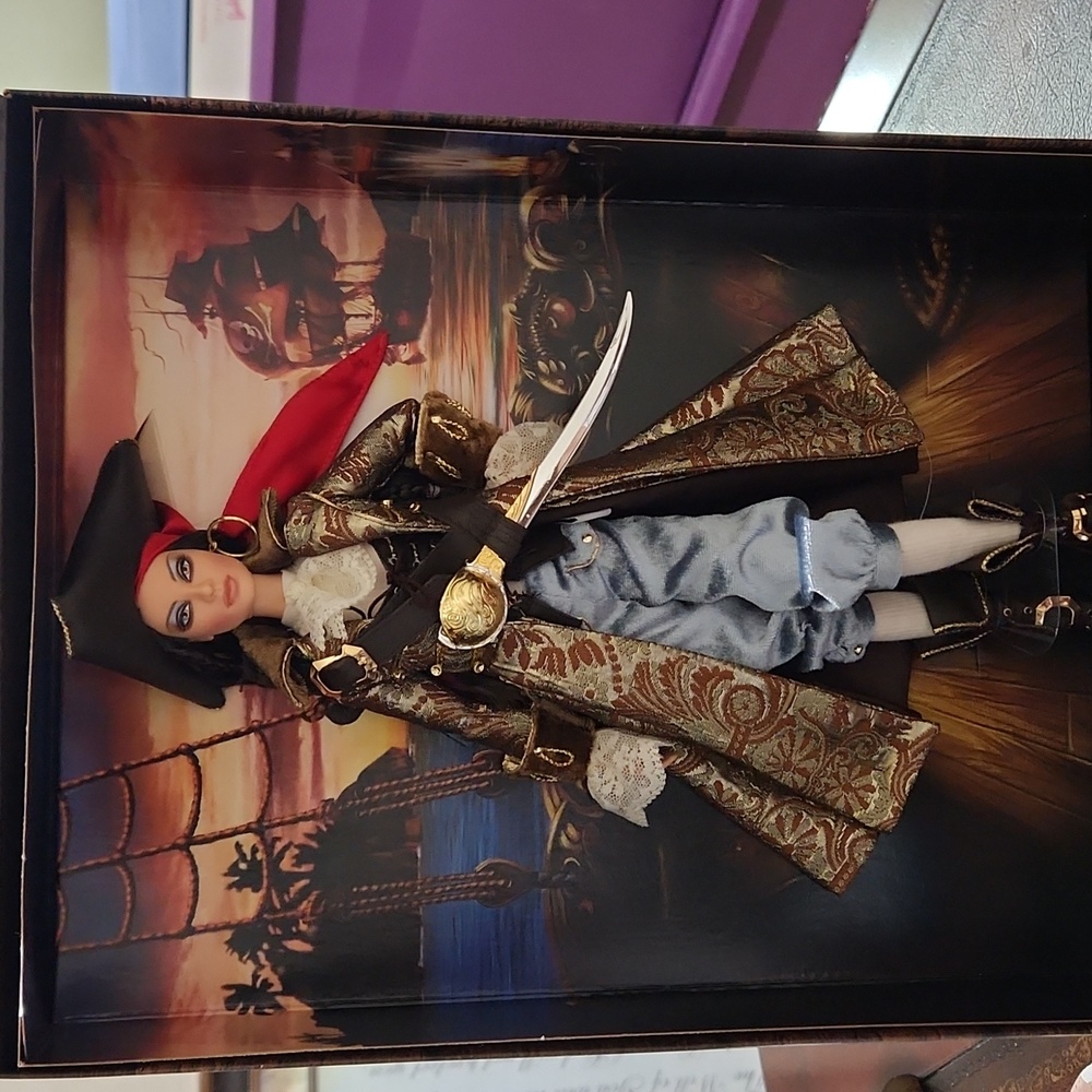 Barbie 'The Pirate'  absolutely stunning details